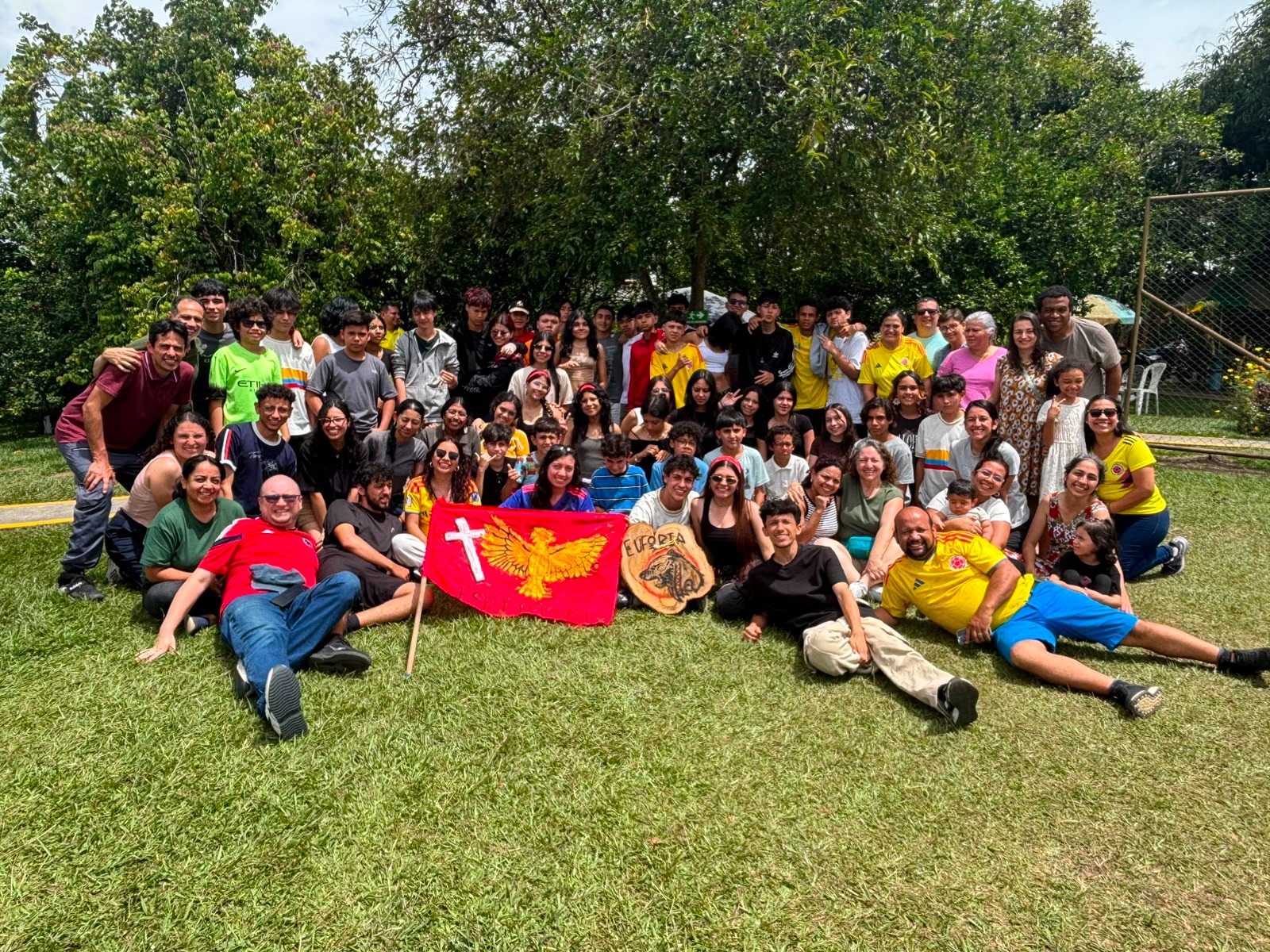Campamento "Combatiendo la Mente de este Mundo"