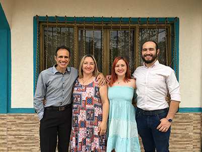 Familia
